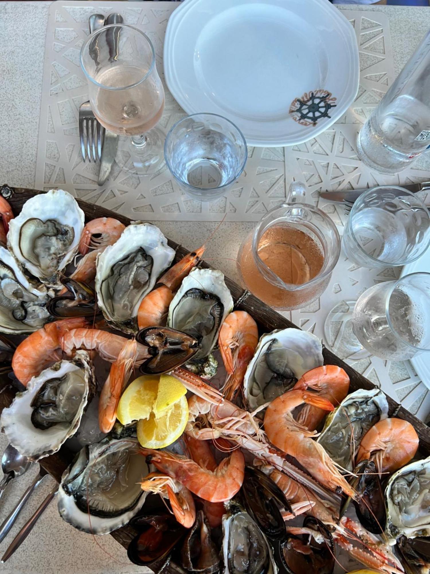 Logis Hotel & Restaurant Mediterranee ปอร์-ลา-นูแวลล์ ภายนอก รูปภาพ