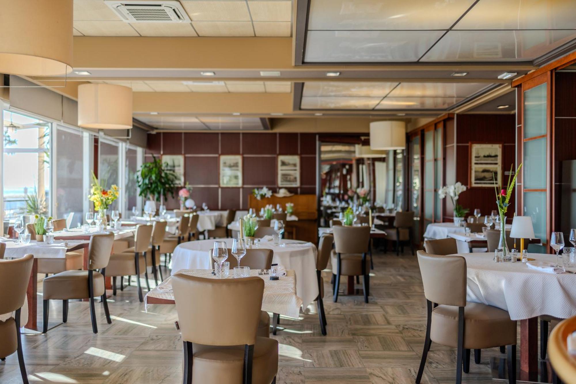 Logis Hotel & Restaurant Mediterranee ปอร์-ลา-นูแวลล์ ภายนอก รูปภาพ